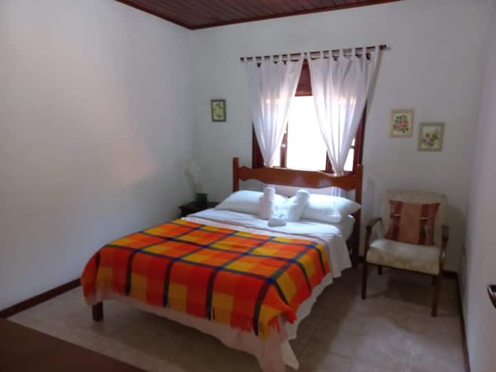 საძინებელი 1