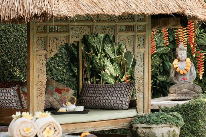 Villa Bella - Calm Bohemian Luxury - 3 BR W Pool