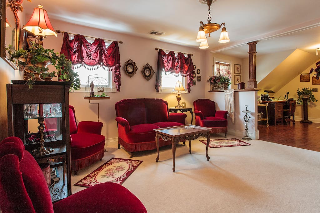 Suite B Living Room