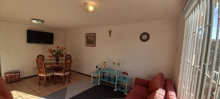 Casa Llena De Vida Con Estacionamiento Gratuito - San Pedro de la Paz