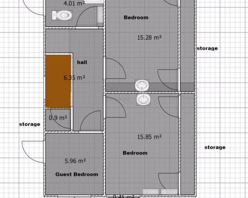 Top Floor, 3 Bedrooms and Shower + Toilet