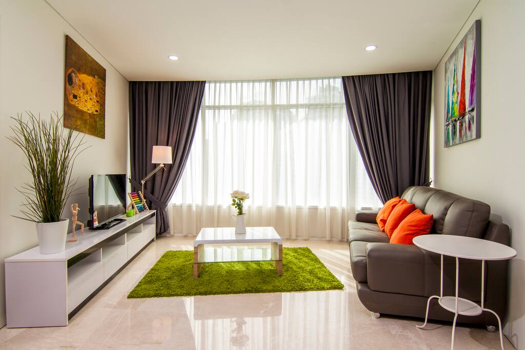 Living room with a view of the city cenre