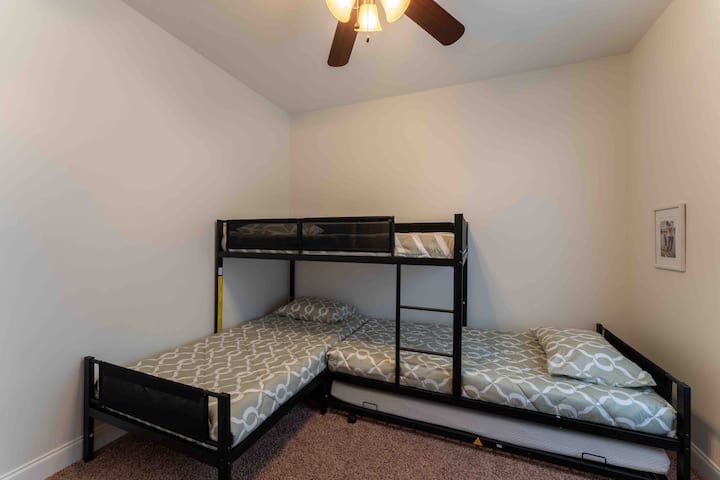 เตียงแฝด 4 เตียง