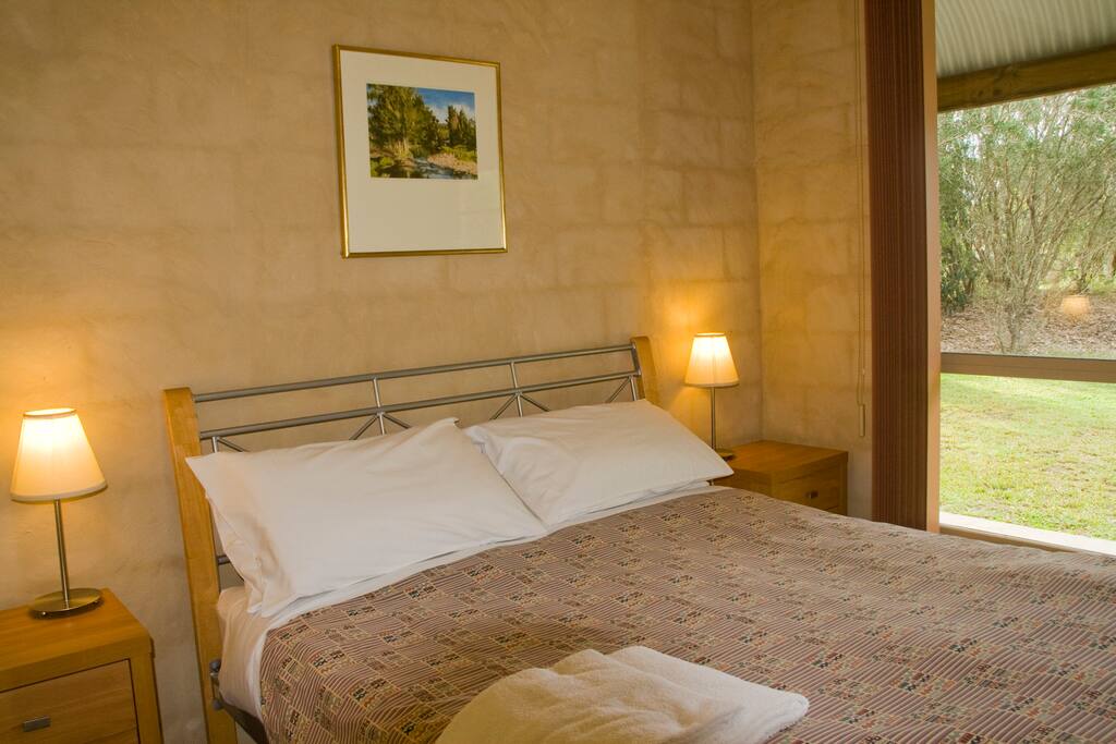 Queen bedroom