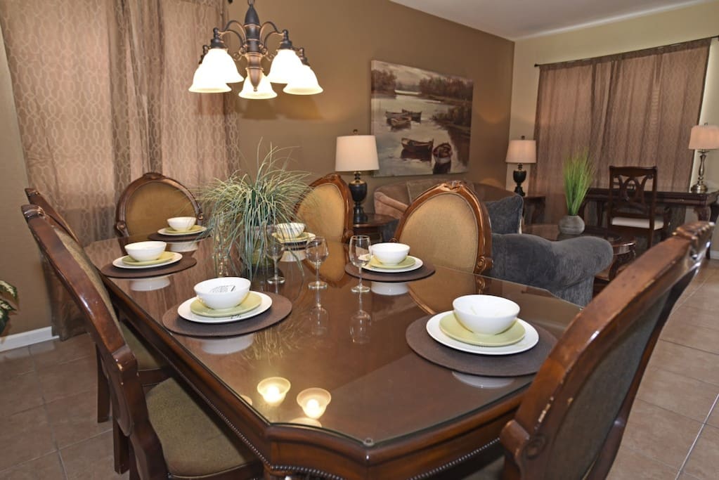 Light Fixture,Dining Room,Indoors,Room,Dining Table