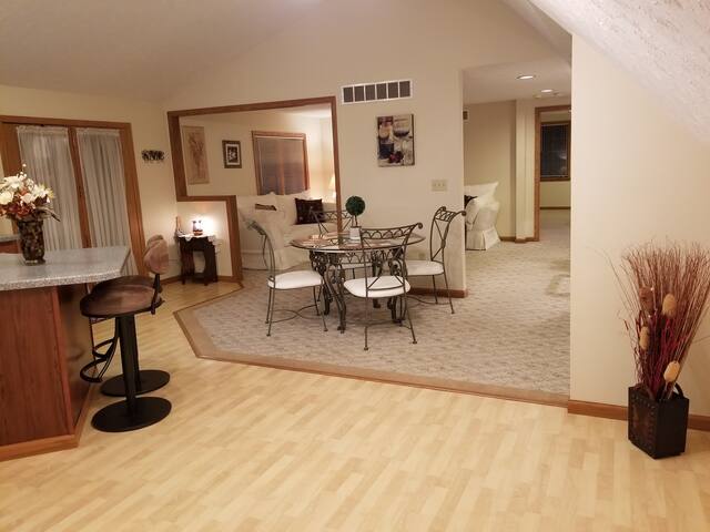 Airbnb Avon Lake Vacation Rentals Places To Stay Ohio