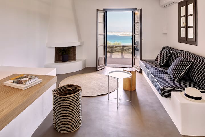 Turquoise 2 Bedroom Villa Sea View Private Pool gallery image 5