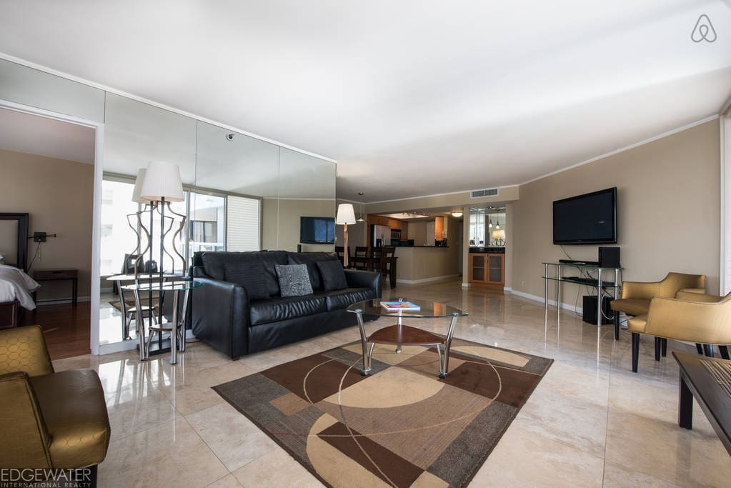 The Grand 2757 | 2bed/2.5bath | Free Valet Parking"
