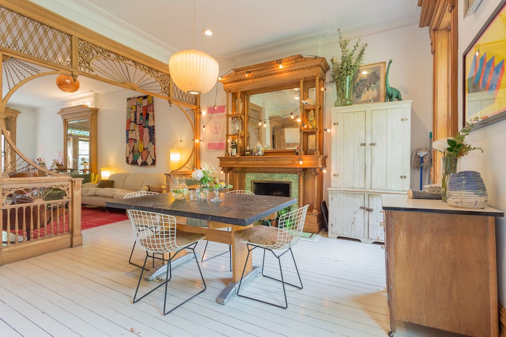 Architect-designed, fully-equipped kitchen