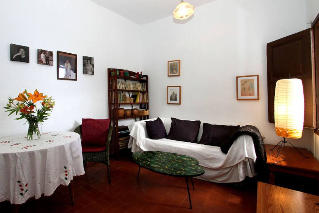 das Wohnzimmer