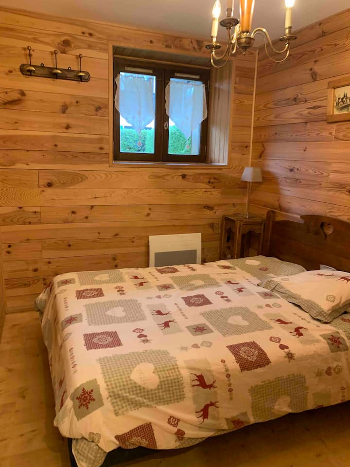 საძინებელი 1