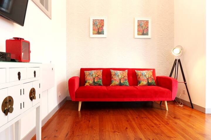 LISBON TIMES 4 – Four bedroom with lovely patio gallery image 3