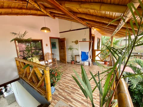 GyrosArt_AyampeSuites frente playa - Amatista