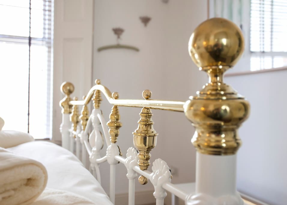 Antique iron and brass bed