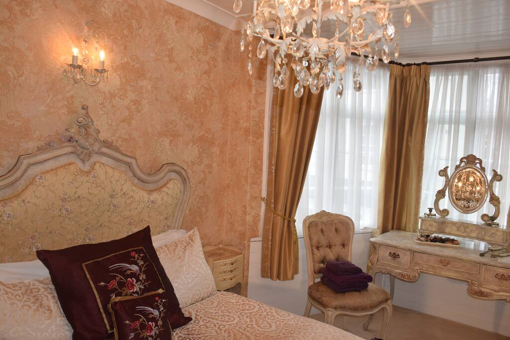 The Gold Room 2