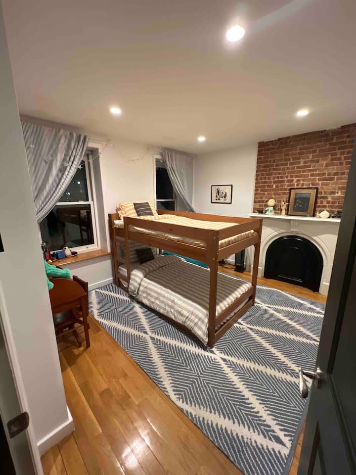 غرفة النوم 2