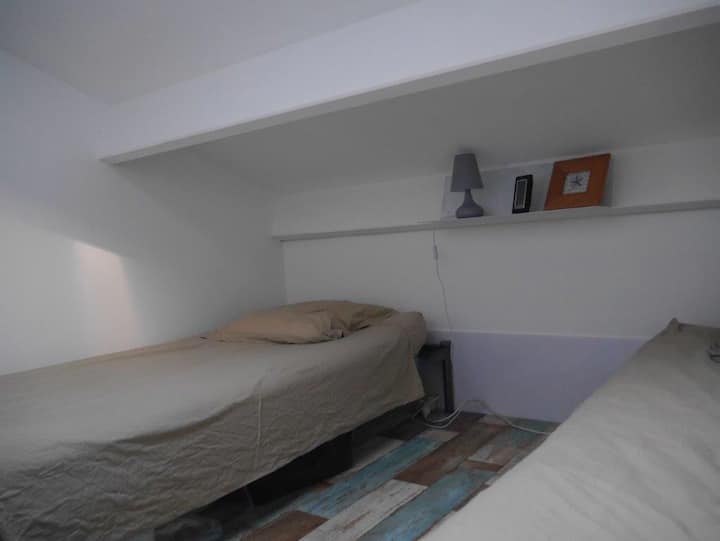 غرفة النوم 2