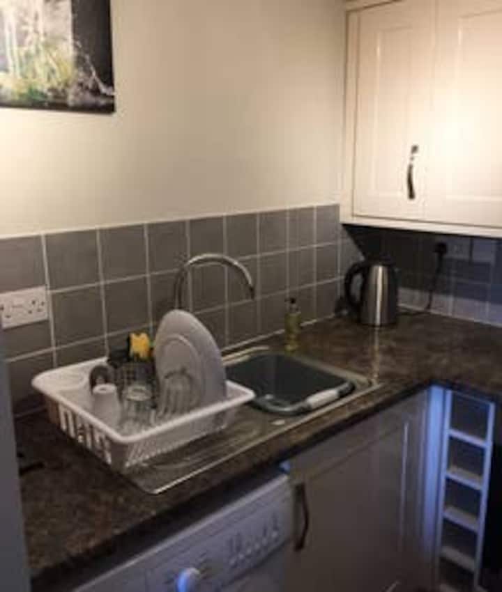 Apt 2 - Victoria Villas, Old Town, Swindon - Swindon