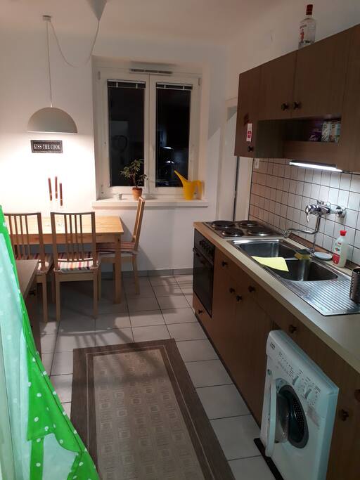 Dining room/ kitchen