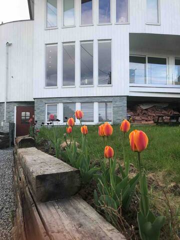 Sjarmerende og romslig enebolig gallery image 2