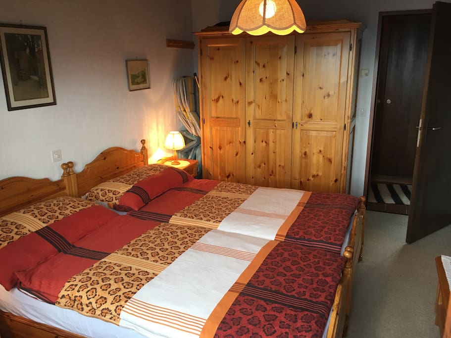 Sleeping room 1