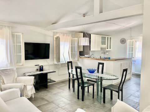 Proprietà Airbnb di successo: Apartment in Riccione in the port/center area a Riccione