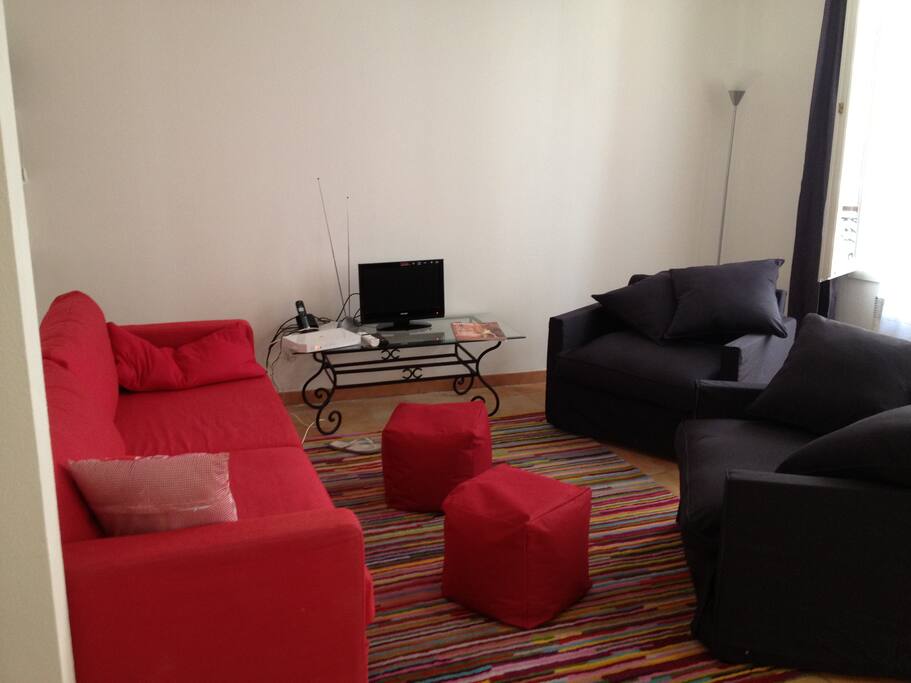 Salon, tv