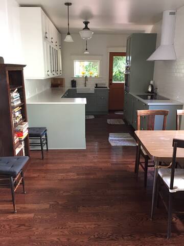 Craftsman Green Lake Home gallery image 3