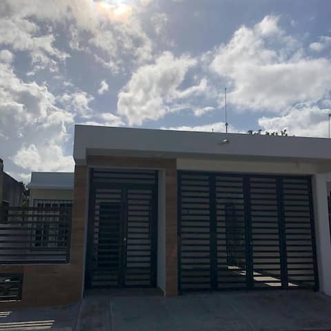 Casa Altamar (2 Recamaras, Wifi, A/C, Netflix)