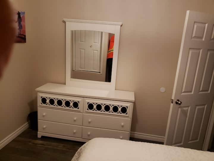 غرفة النوم العلوية 4