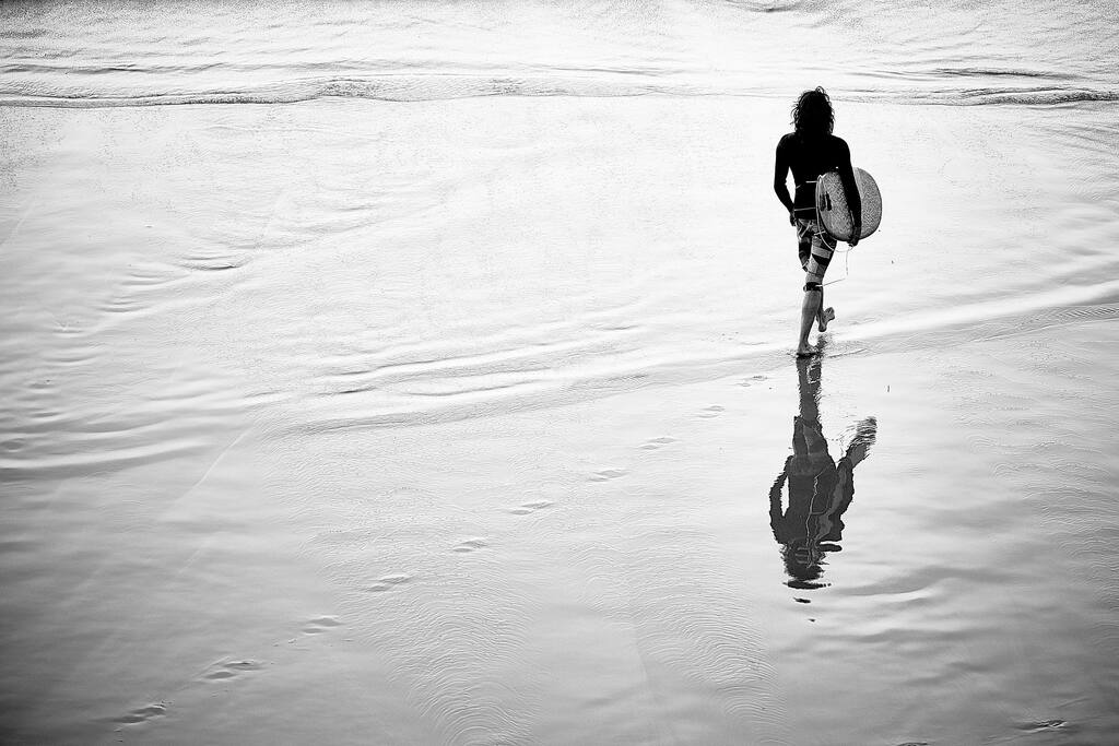 una amanecer para surf