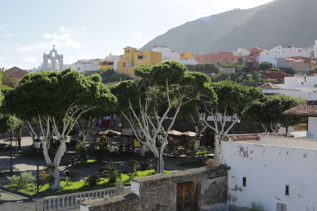 In front of the Hostal, the squear village of Garachico
