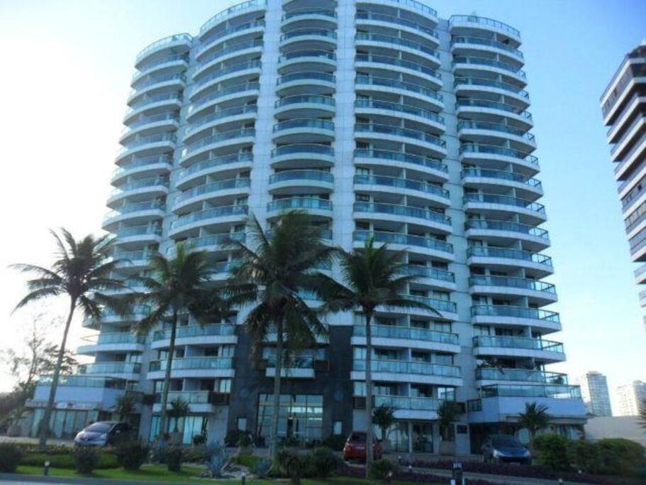 Flat Royal Plaza/Frontal