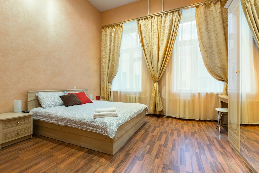 Master bedroom. Большая спальня