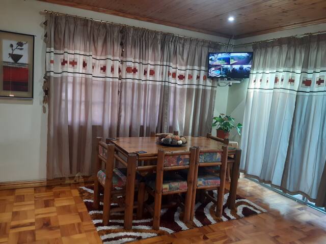 Shirley’s Sanctuary for Six gallery image 3