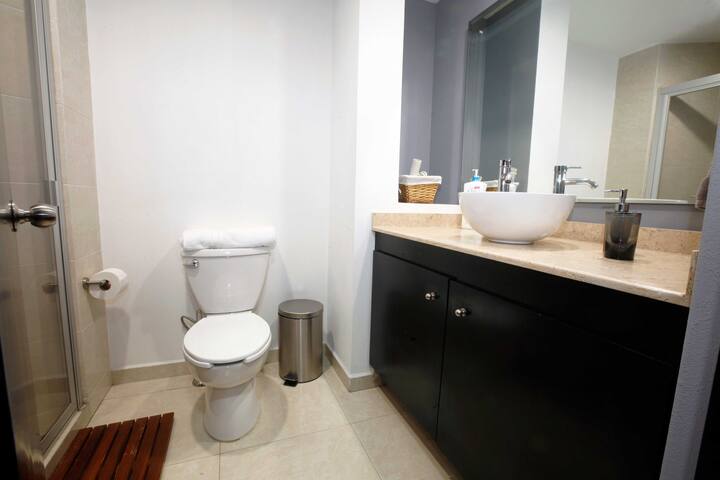 Prime Location in Roma Norte, CDMX Stylish Awaits! gallery image 5