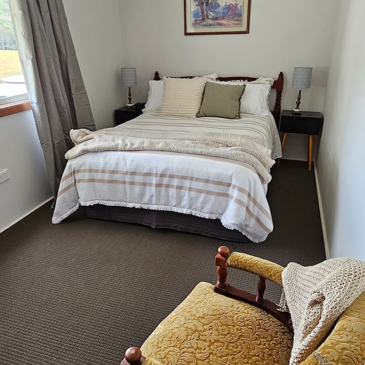 חדר שינה 2, מיטה זוגית