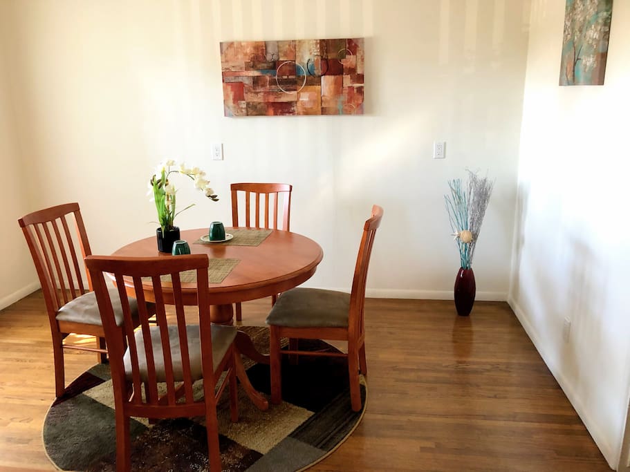 breakfast nook