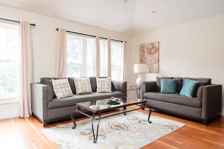 Private Retreat In The Heart Of Rockridge - Oakland, CA