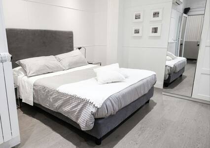 COLOSSEO SUITE HOUSE FRANCESCO BERNI n 7