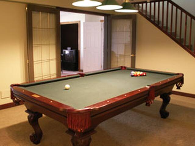 Beautiful waterfront home on Saturna Island, BC gallery image 4