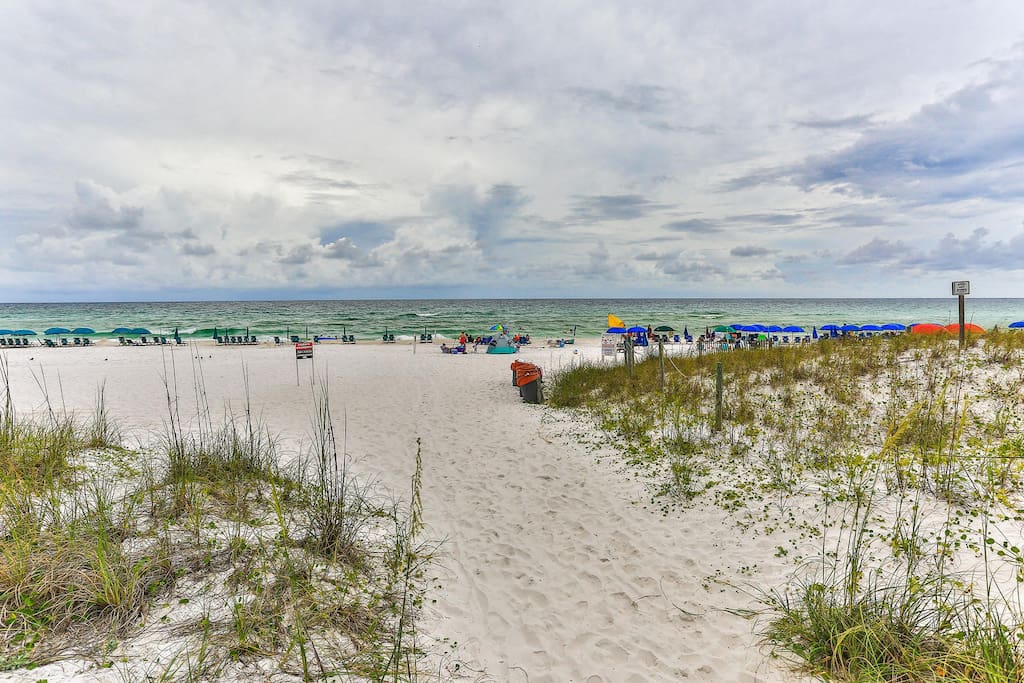 Private access to a beautiful part of Destin Beach