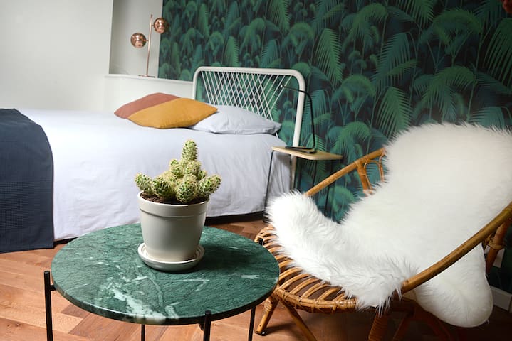 Le petit Crébillon - Charm in heart of the city