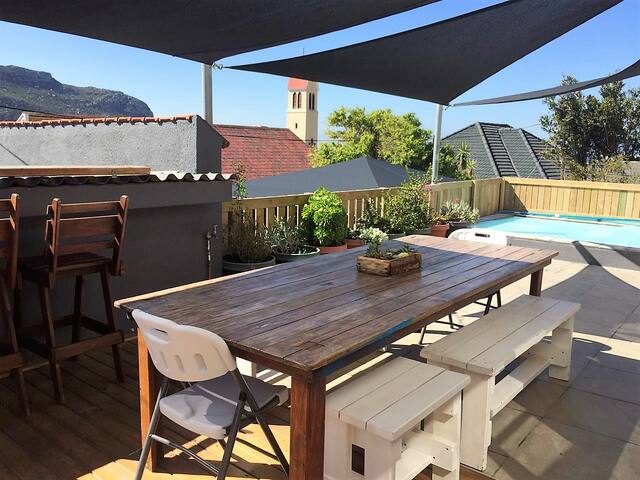 Fish Hoek Mountainside – 104 on Highway gallery image 5