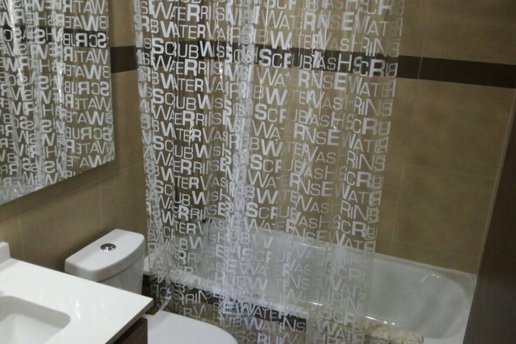 Baño en Suite con Tina