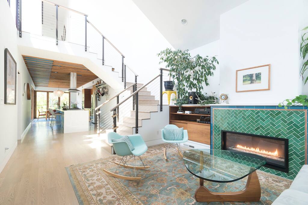 Spacious, Bright Open Floor Plan