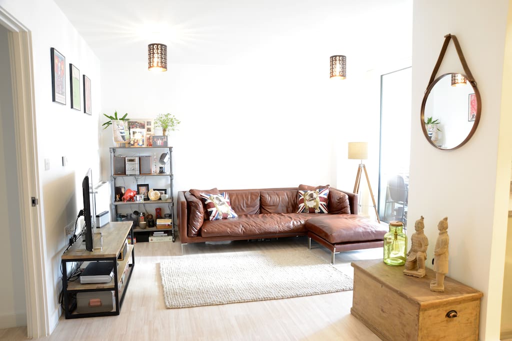 Bright open plan living room/kitchen area