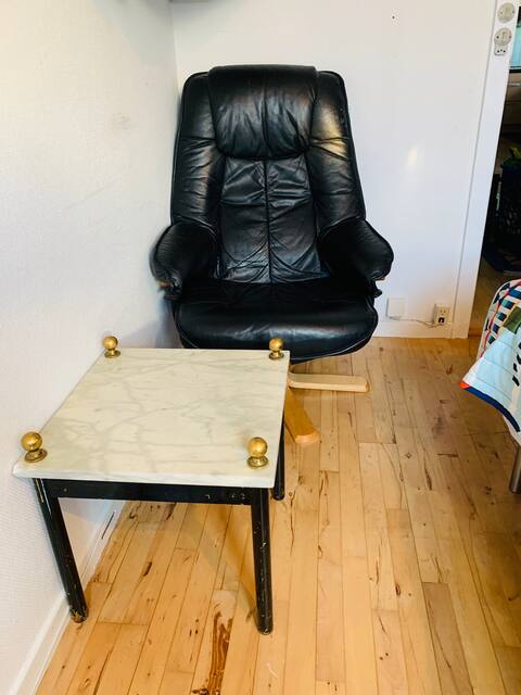 Single bed only one person