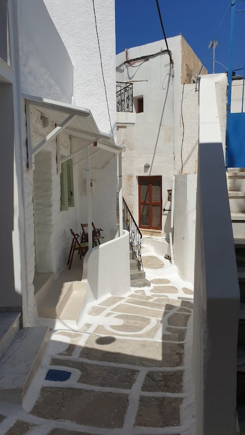 The little stone house