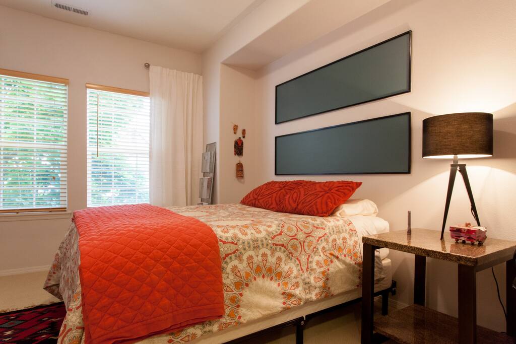 Private room with yoga mat available to assist in your relaxation.